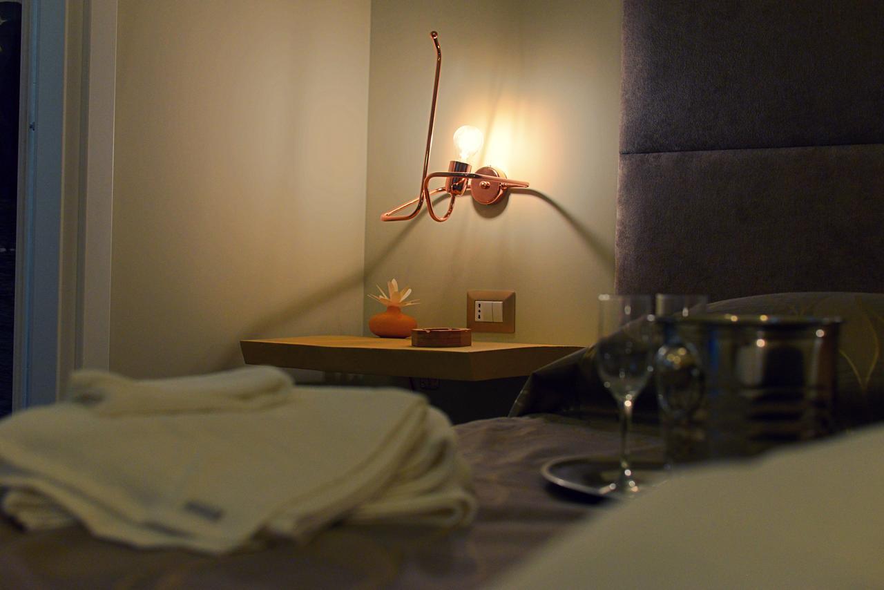 Chiaia Roof Bed & Breakfast Napoli Eksteriør bilde
